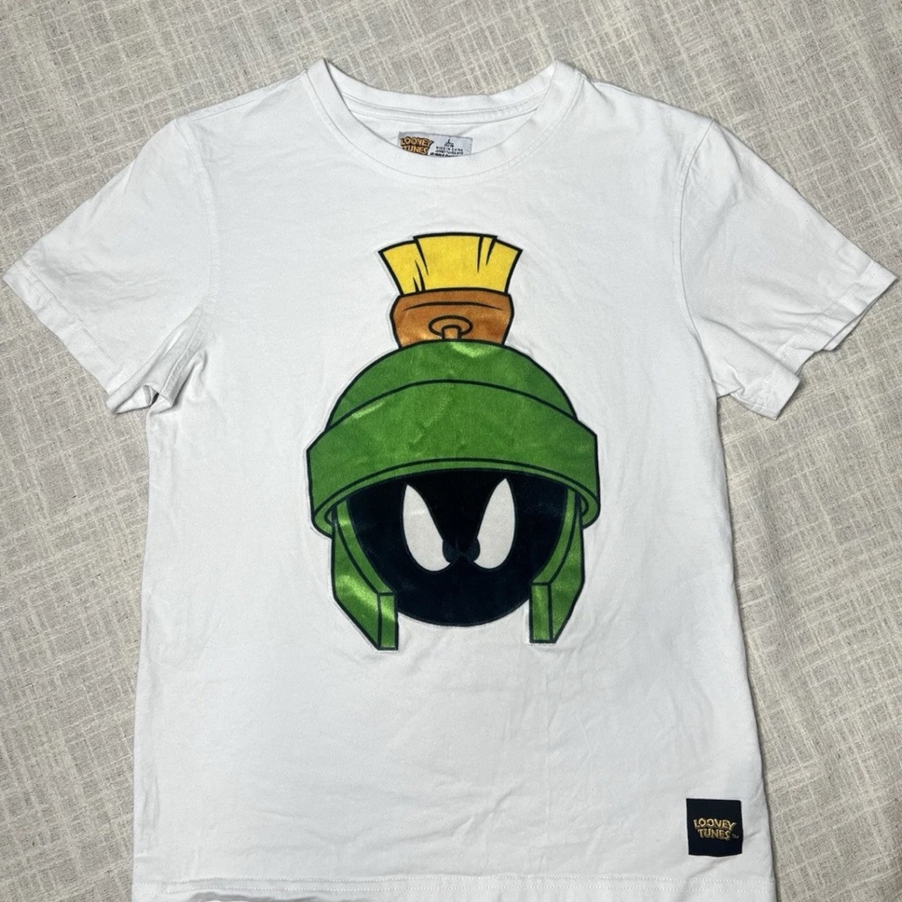 Looney Tunes White Long Sleeve Tee with Green and Yellow Graphic
